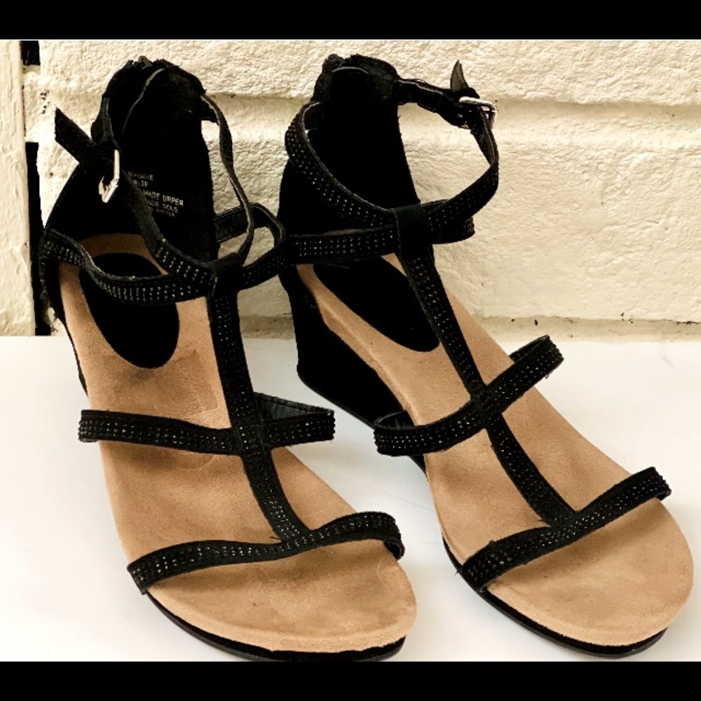 Size 9 women’s heels